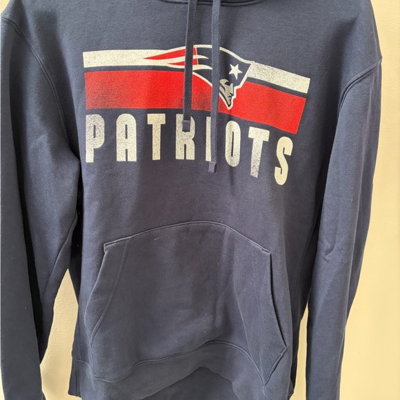 Nike Other - Nike Navy blue Patriots Pullover Hoodie with Red and White Graphics men's medium